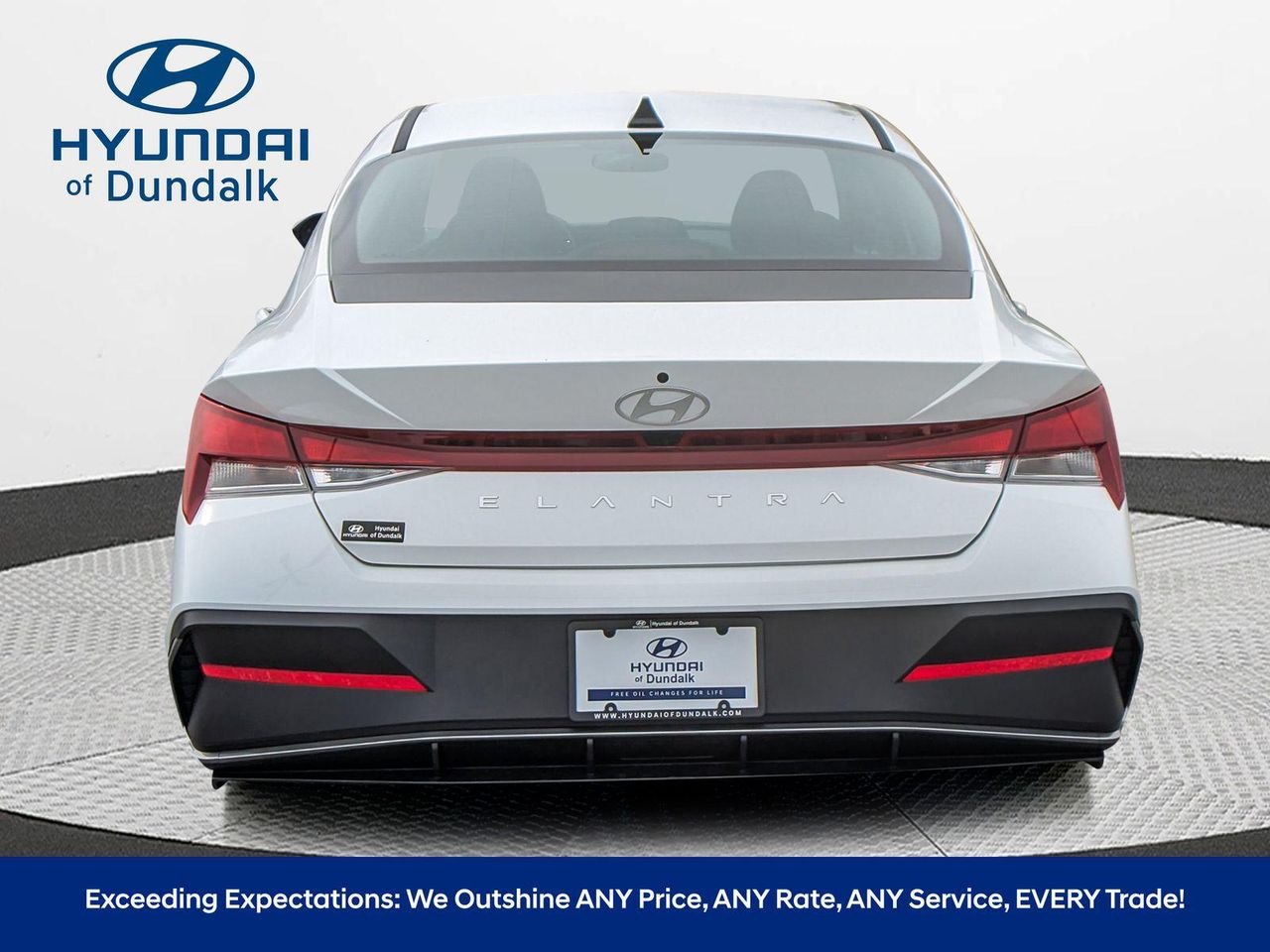 2025 Hyundai Elantra SE photo 6