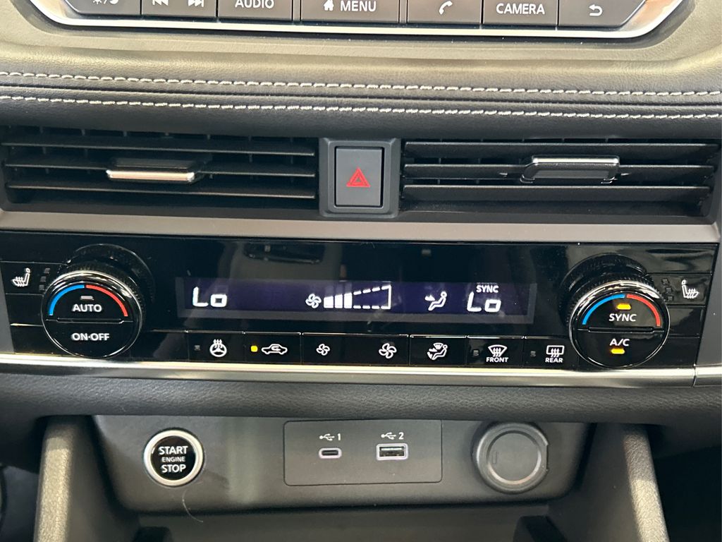 2023 Nissan Rogue SV photo 29