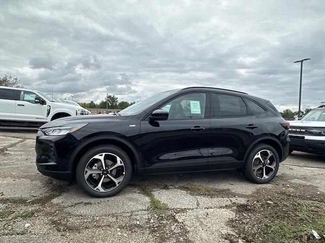 2025 Ford Escape ST-Line Select photo 7