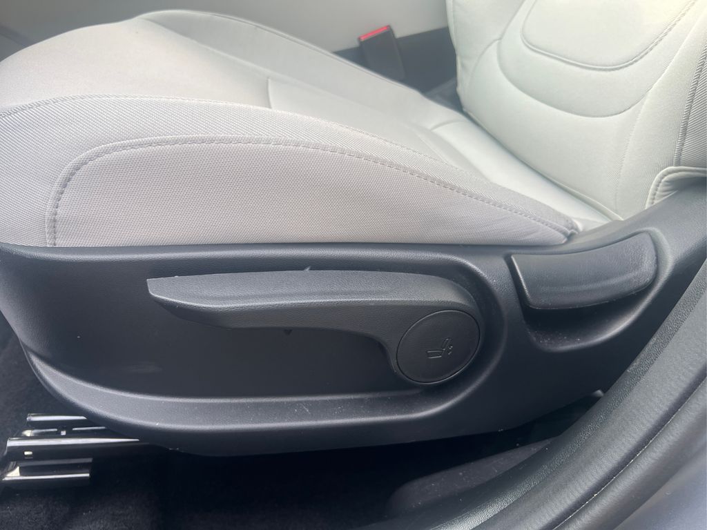 2025 Hyundai Tucson SE photo 23
