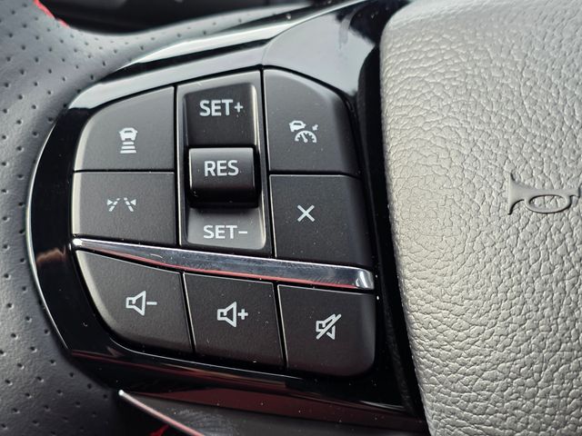 2025 Ford Explorer ST-Line photo 10