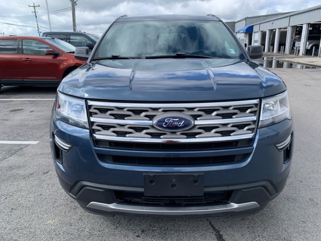 2019 Ford Explorer XLT photo 2