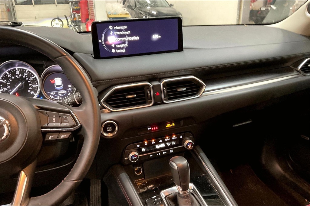 2023 MAZDA CX-5 - Image 4