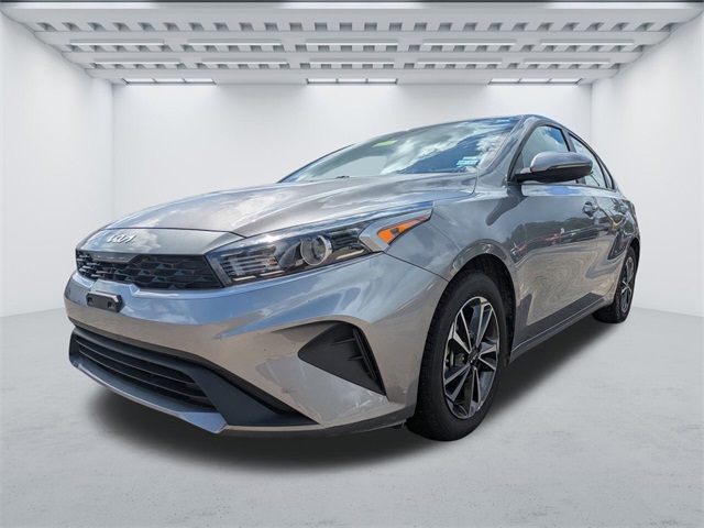 2023 Kia Forte LXS photo 8