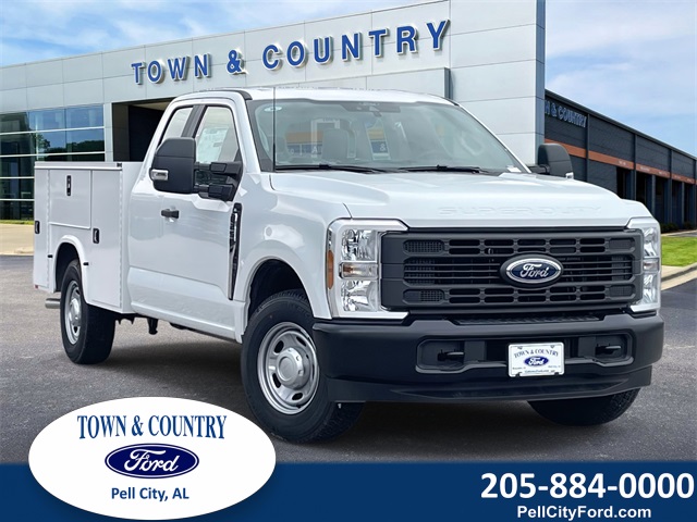 2026 Ford F-250 Super Duty XL's photo