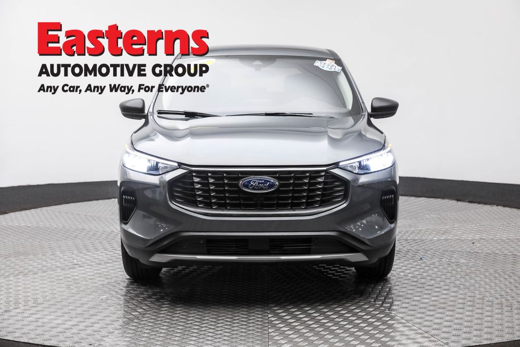 2023 Ford Escape Active photo 2