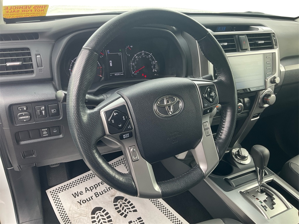 2024 Toyota 4Runner SR5 Premium photo 18