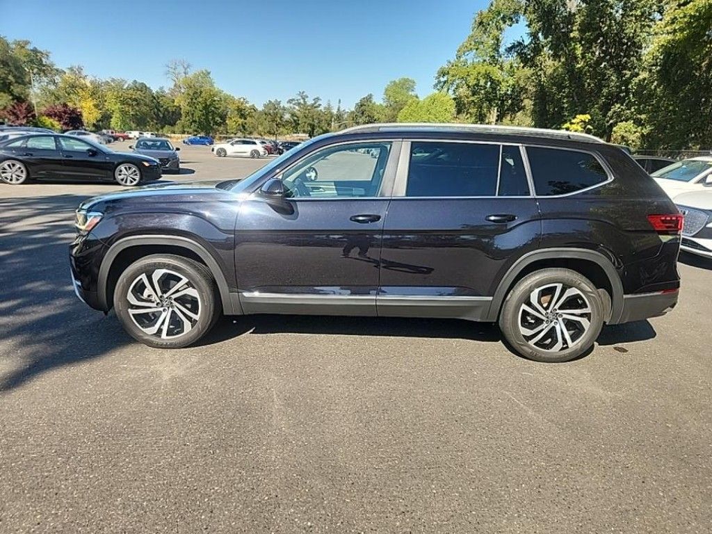 2022 Volkswagen Atlas V6 SEL photo 4