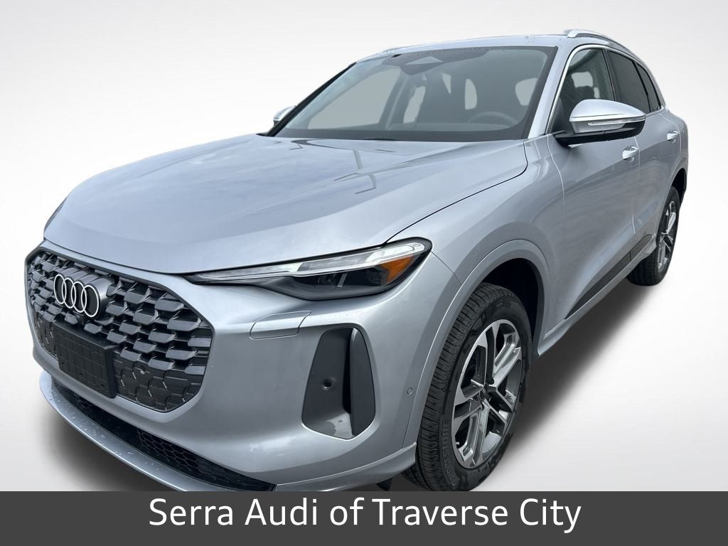 2025 Audi New Q5 Premium Plus's photo