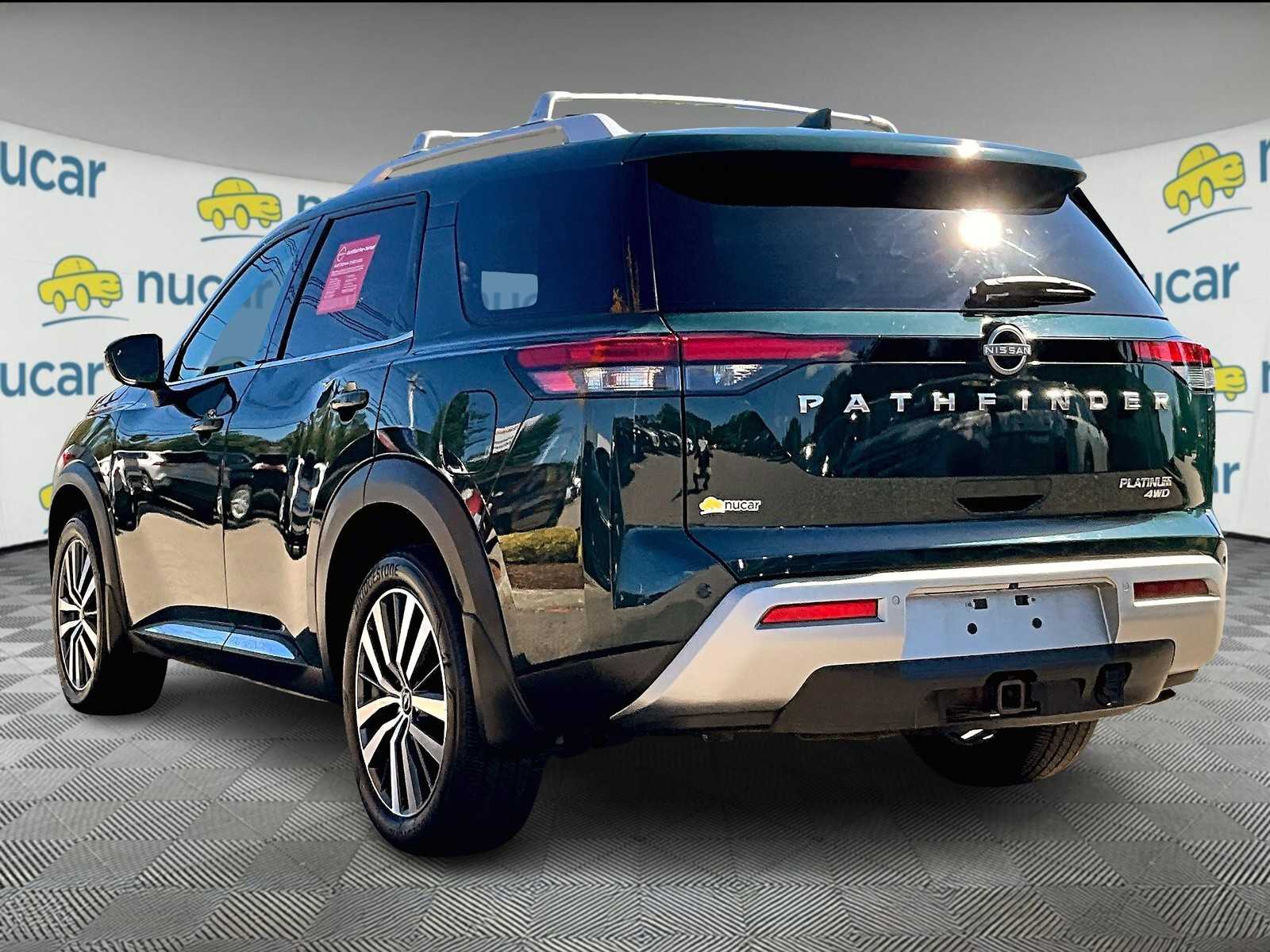 2022 Nissan Pathfinder Platinum photo 4