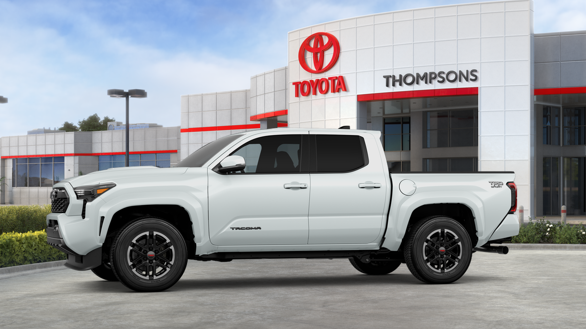 2025 Toyota Tacoma TRD Sport 4x4 Double Cab photo 3