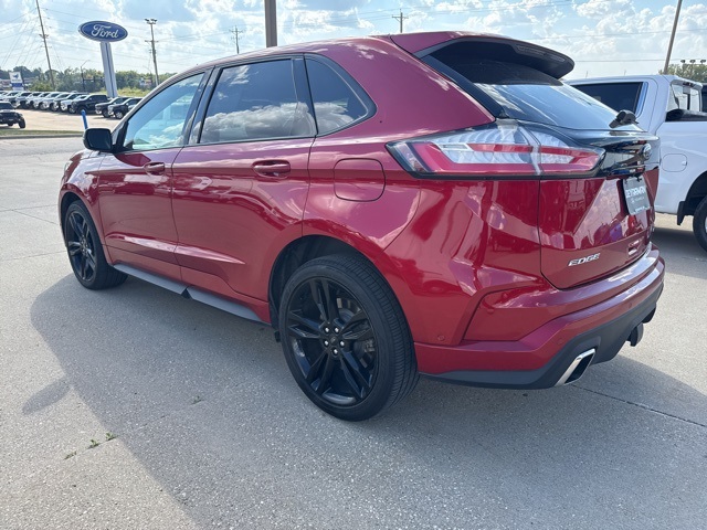 2020 Ford Edge ST photo 3