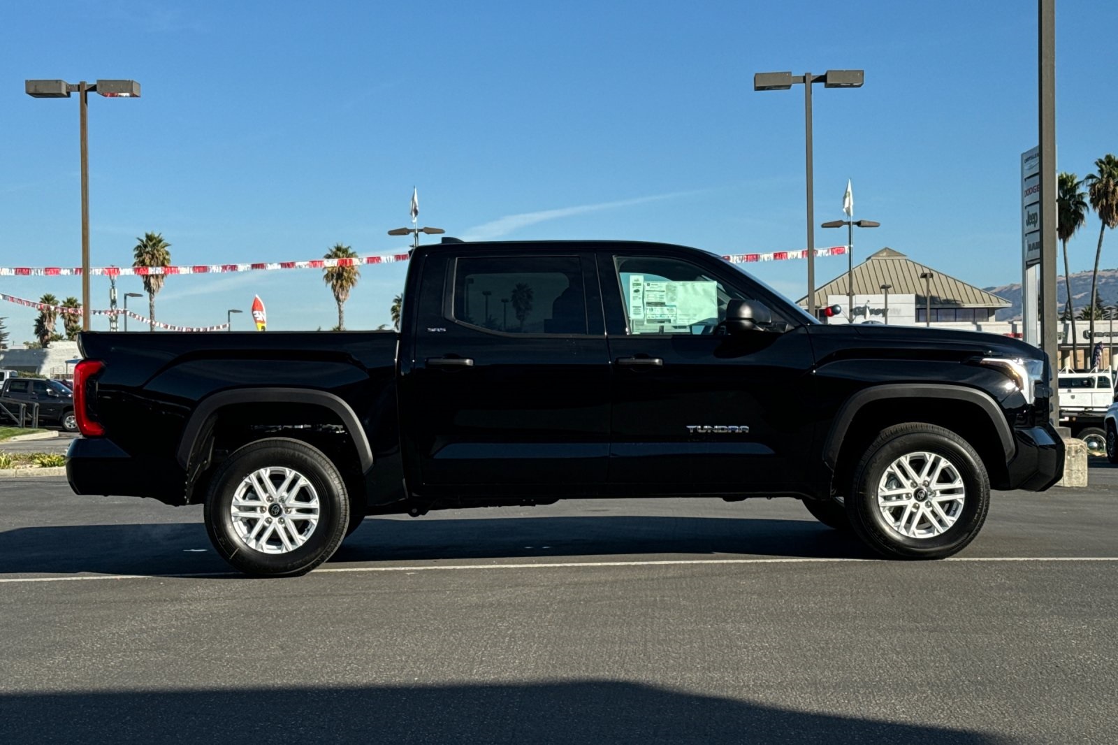 2025 Toyota Tundra SR5 photo 3