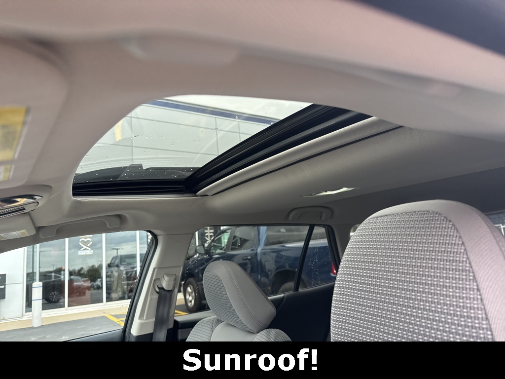 2020 Subaru Outback Premium photo 3