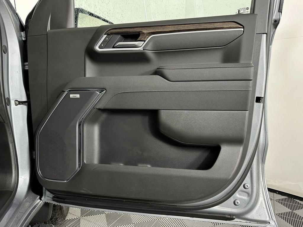 2025 Gmc Sierra Elevation photo 12