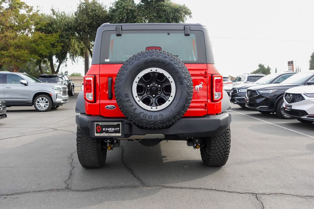 2023 Ford Bronco Base photo 7