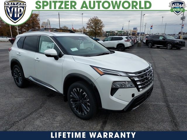 2026 Nissan Rogue Platinum's photo