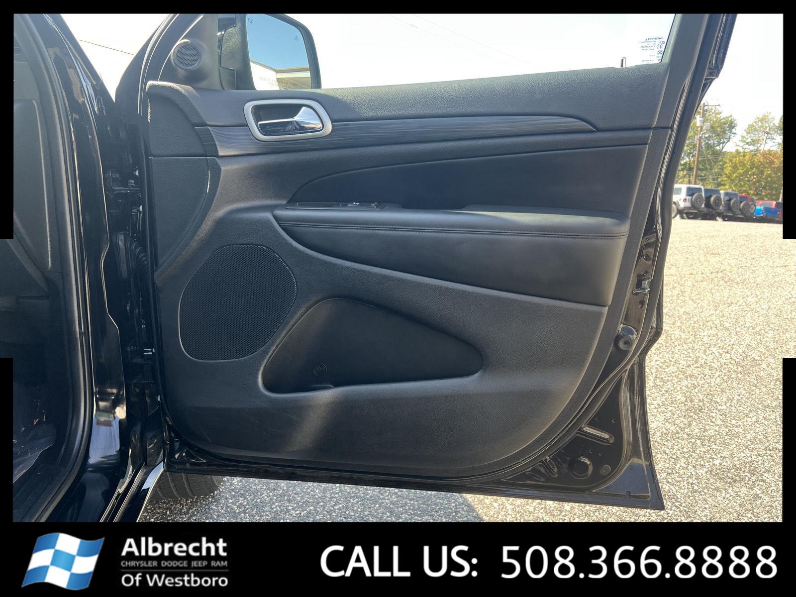 2022 Jeep Grand Cherokee Laredo X SE Altitude photo 20