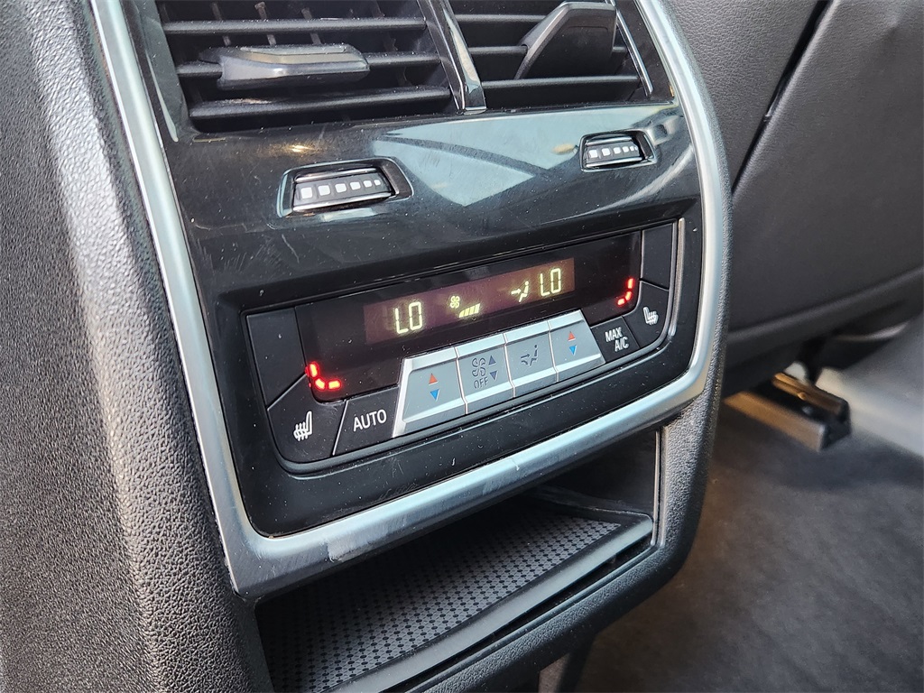 2021 Bmw X5 xDrive45e photo 11