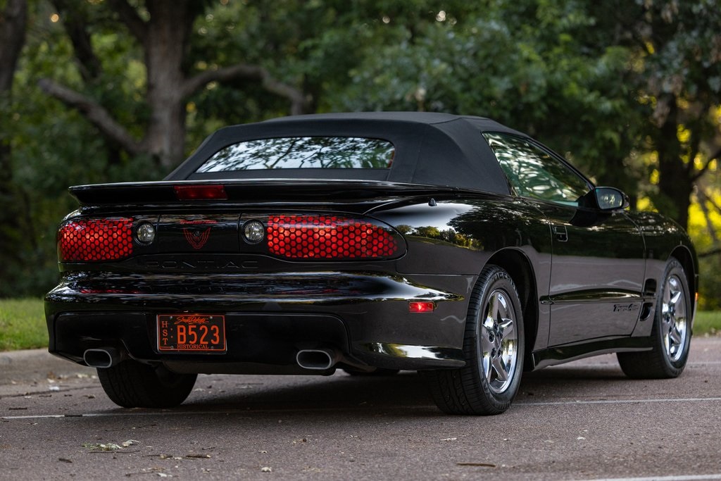 2002 Pontiac Firebird TRANS AM photo 25