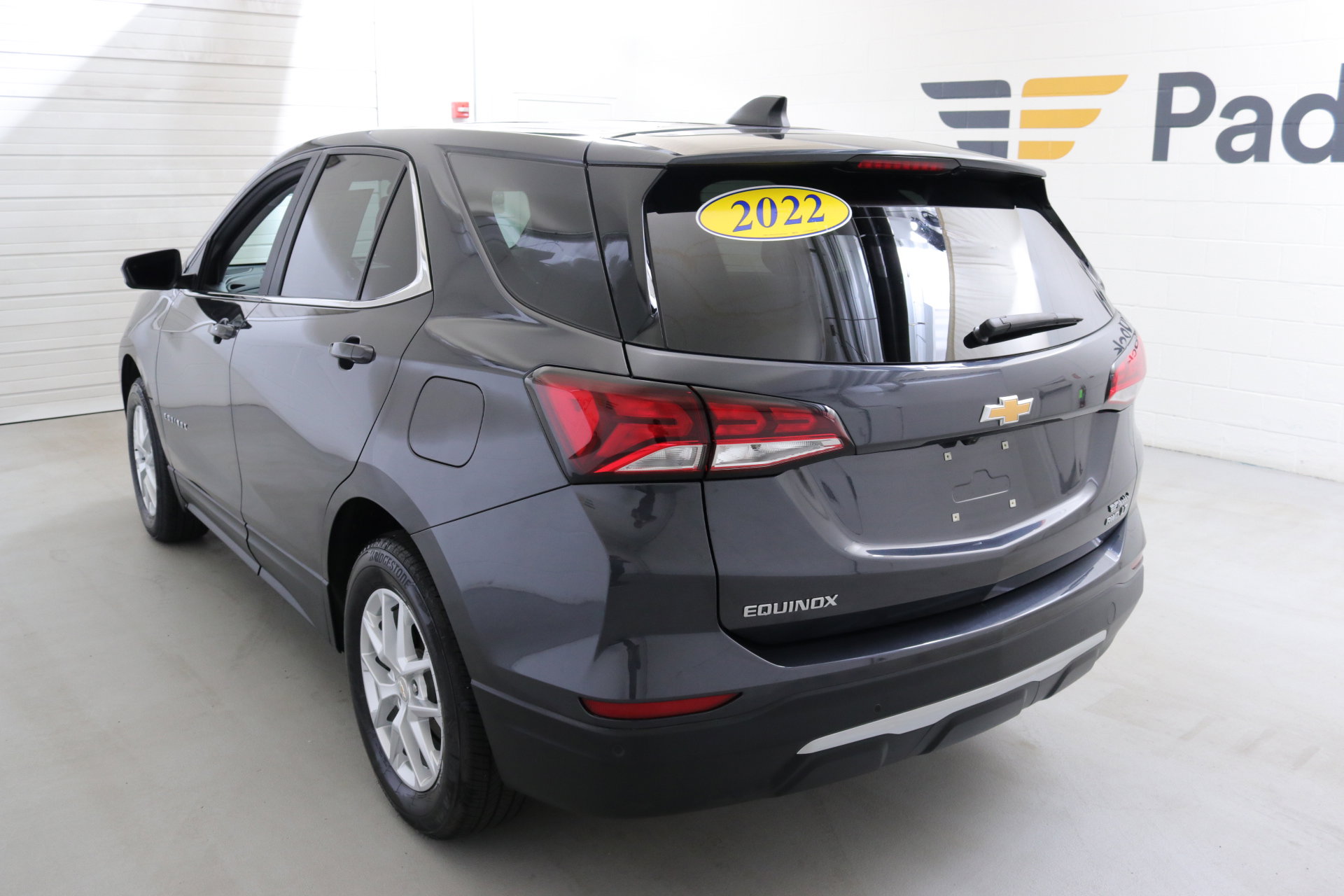 2022 Chevrolet Equinox LT photo 3