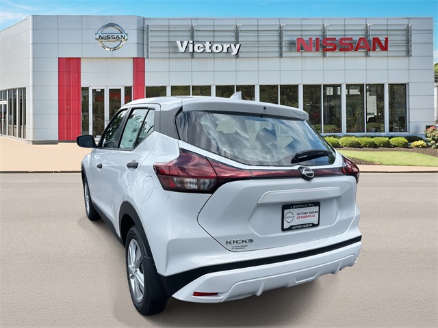 2025 Nissan Kicks Play S photo 4