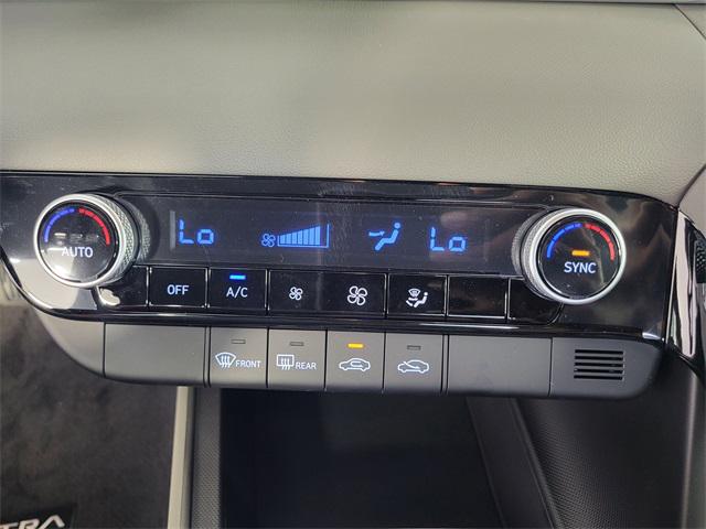 2025 Hyundai Elantra Hybrid Blue photo 17
