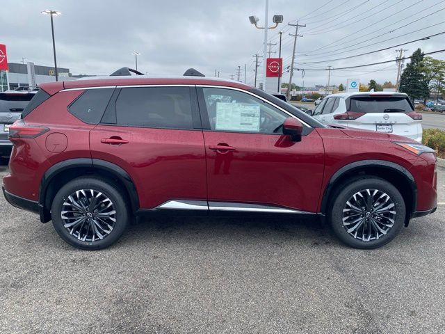 2026 Nissan Rogue Platinum photo 2