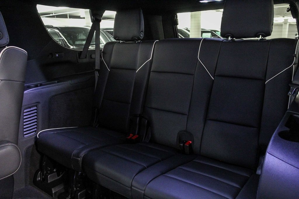 2026 Cadillac Escalade ESV Luxury photo 19