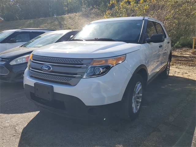 2015 Ford Explorer Base photo 3
