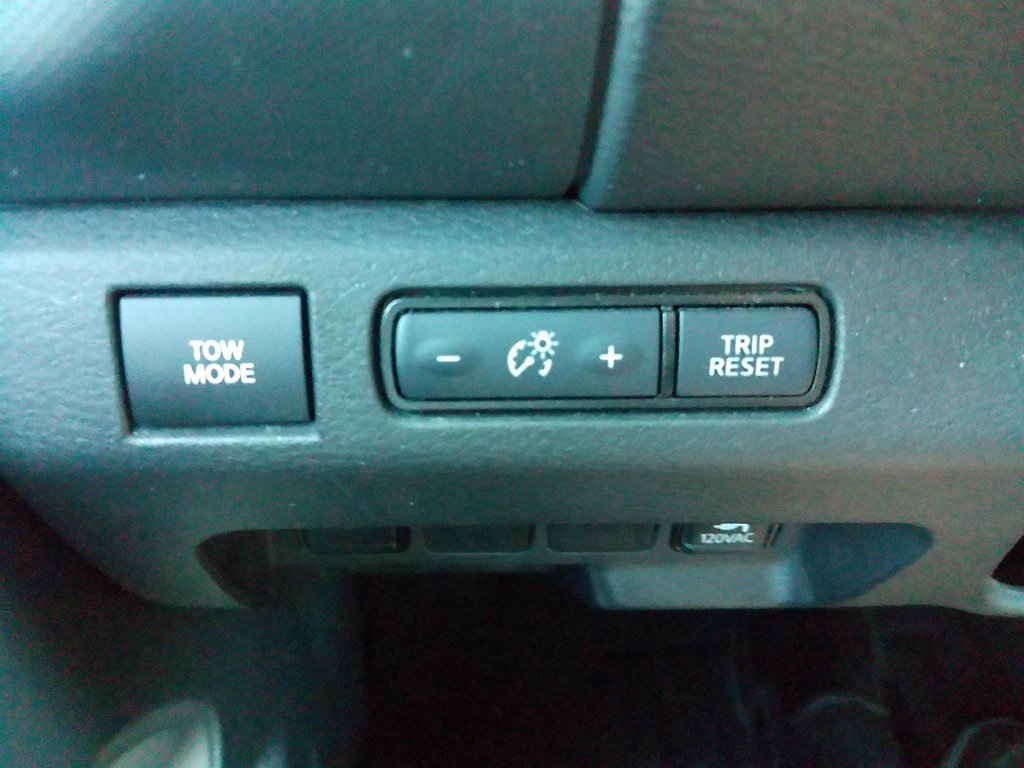2024 Nissan Frontier SV photo 34
