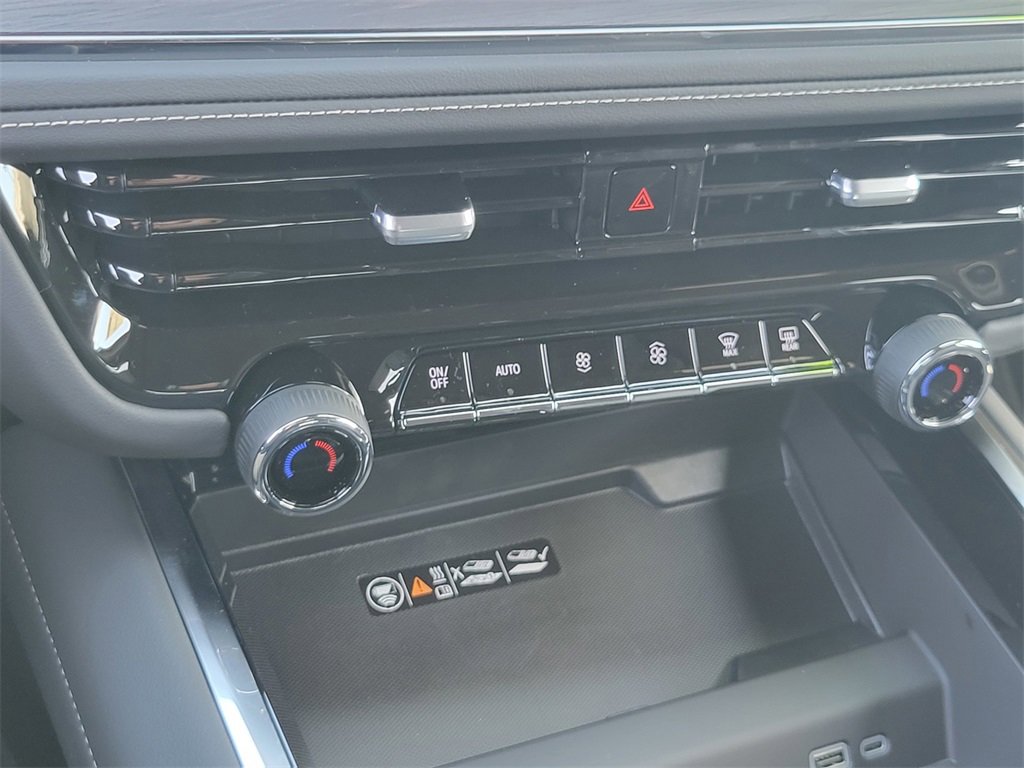 2025 Chevrolet Tahoe Premier photo 22
