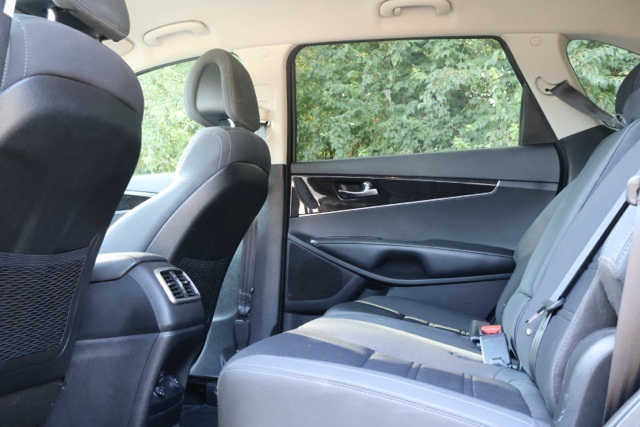 2016 Kia Sorento LX photo 9