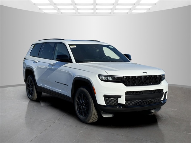 2025 Jeep Grand Cherokee Altitude X photo 3