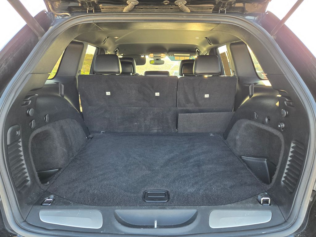 2018 Jeep Grand Cherokee Limited photo 28