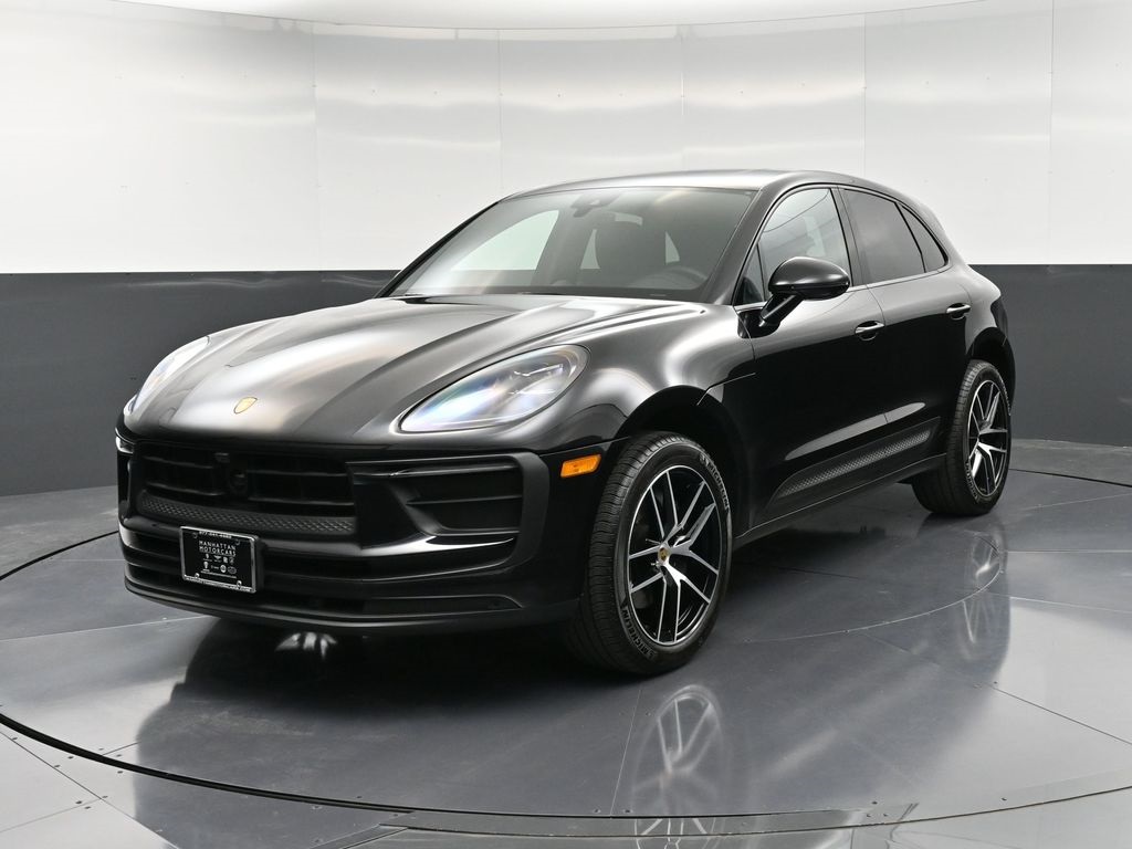 2023 Porsche Macan Base's photo
