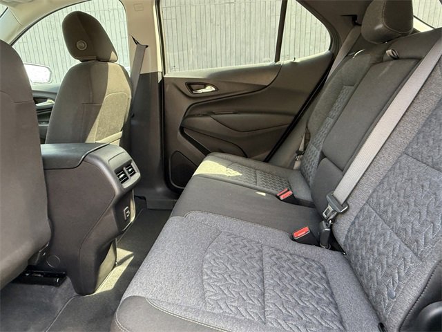 2024 Chevrolet Equinox LT photo 17