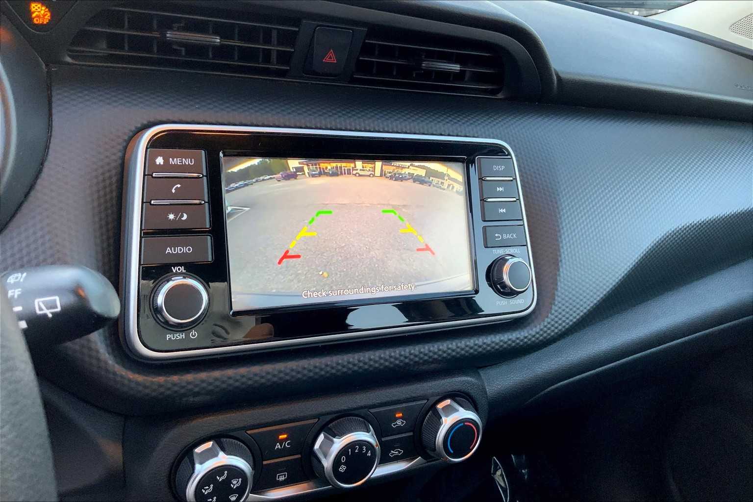 2021 Nissan Kicks S photo 24