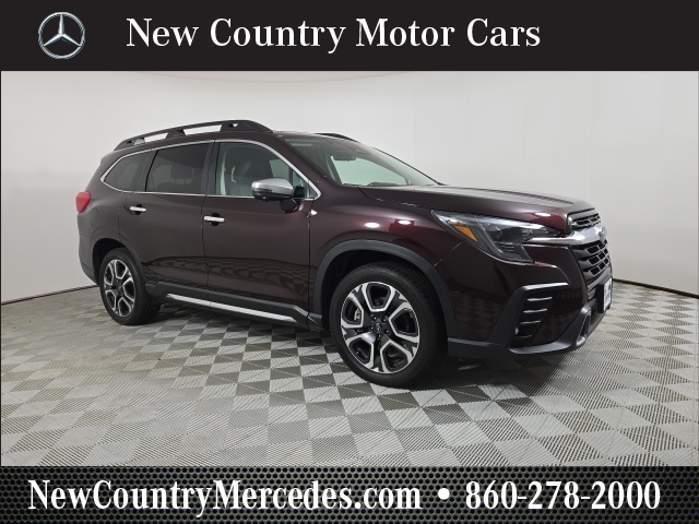2023 Subaru Ascent Touring's photo