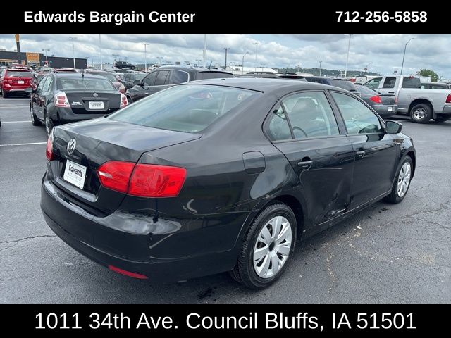 2011 Volkswagen Jetta 2.0 Base photo 7