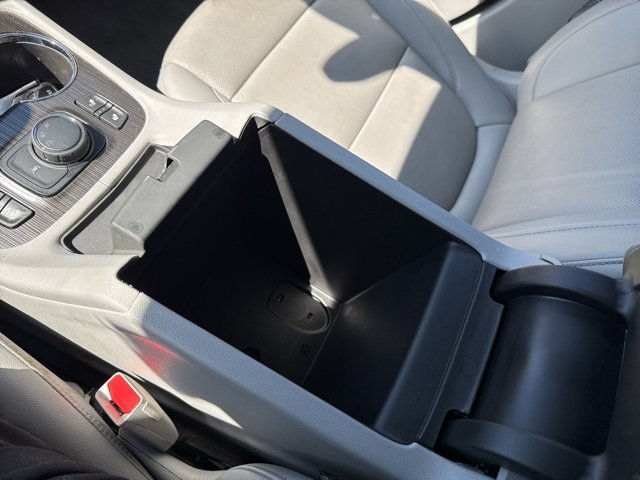 2023 Gmc Acadia SLT photo 31