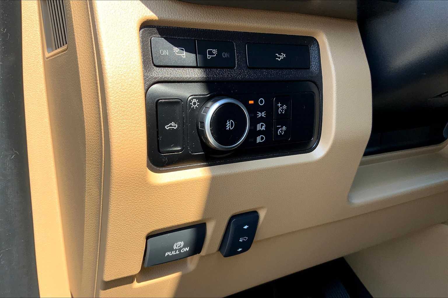 2024 Ford F-250 Lariat photo 34