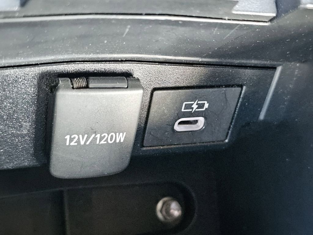 2024 Toyota Corolla LE photo 7