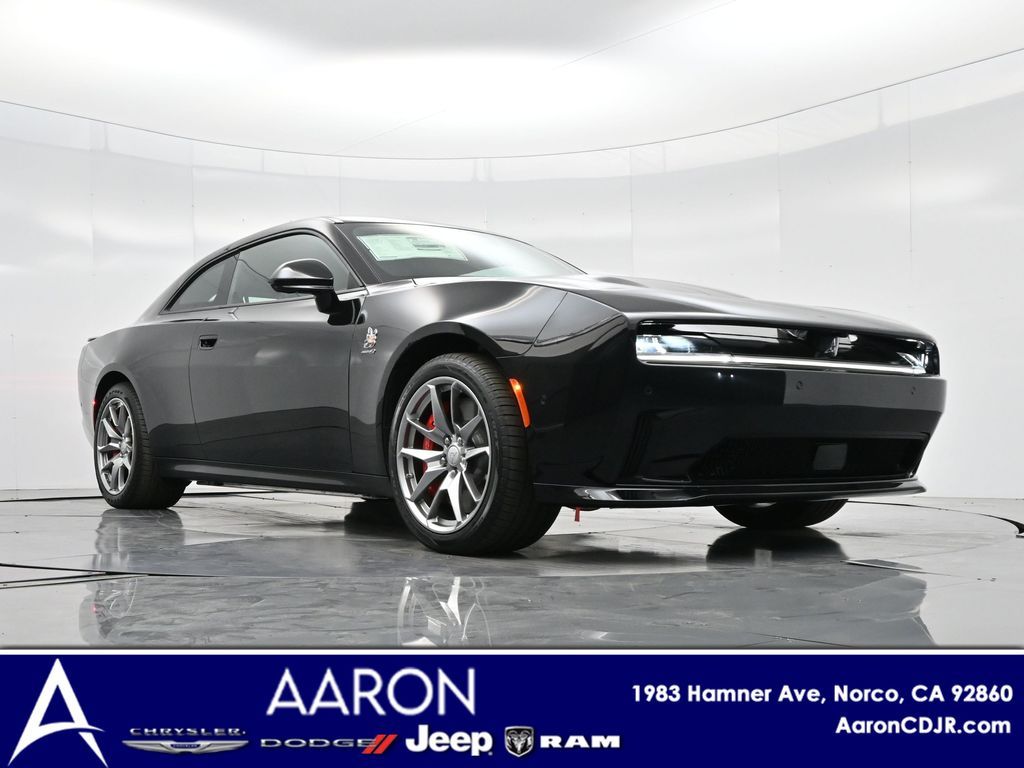 2025 Dodge Charger Daytona Scat Pack AWD photo 2