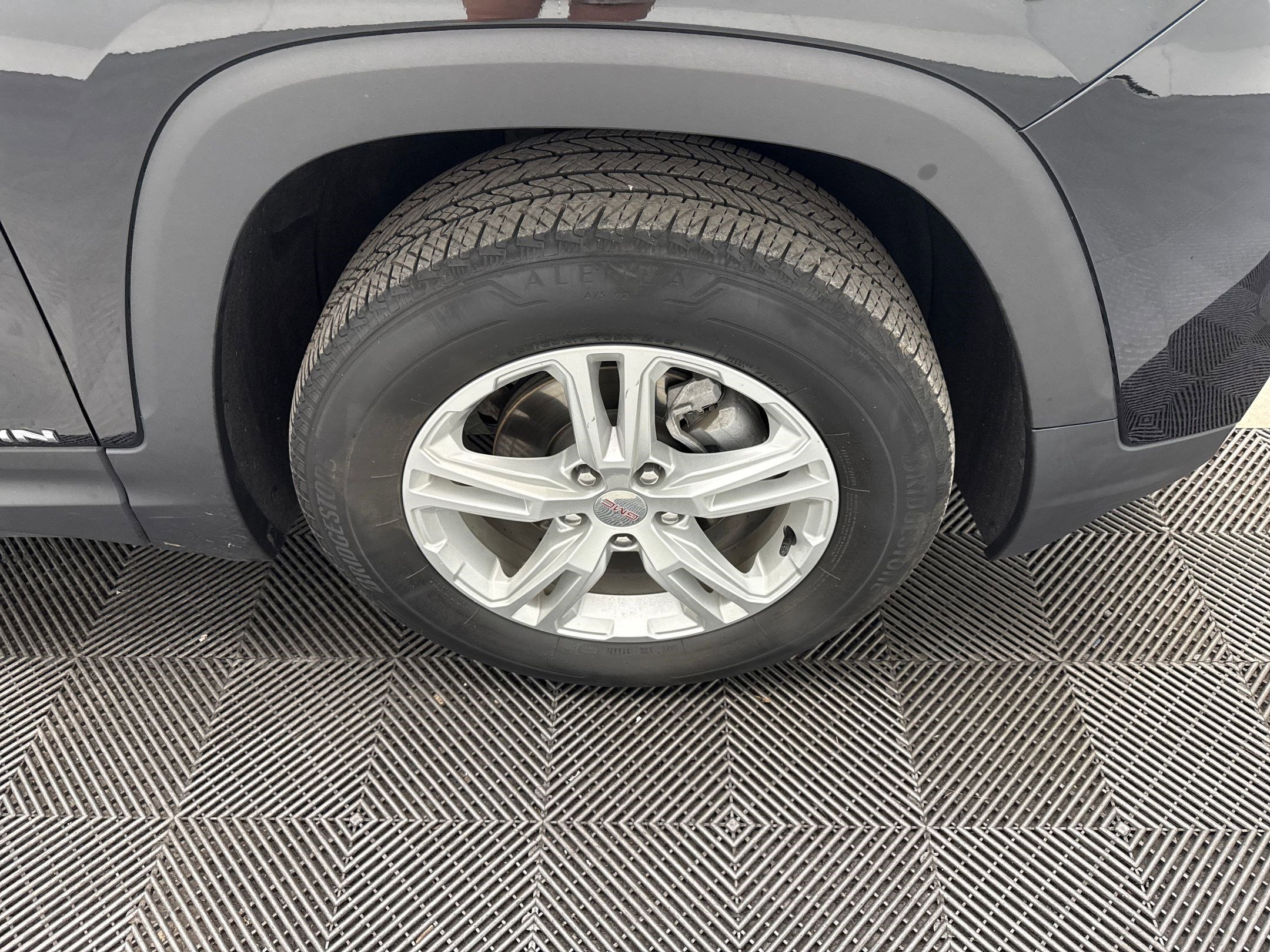 2022 Gmc Terrain SLE photo 22