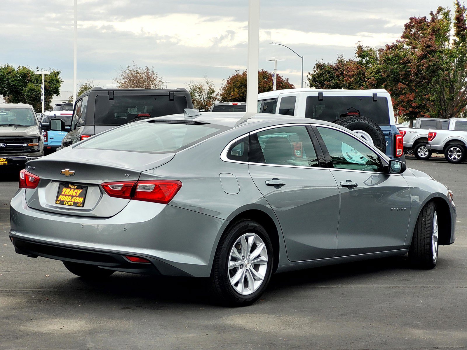 2024 Chevrolet Malibu 1LT photo 4