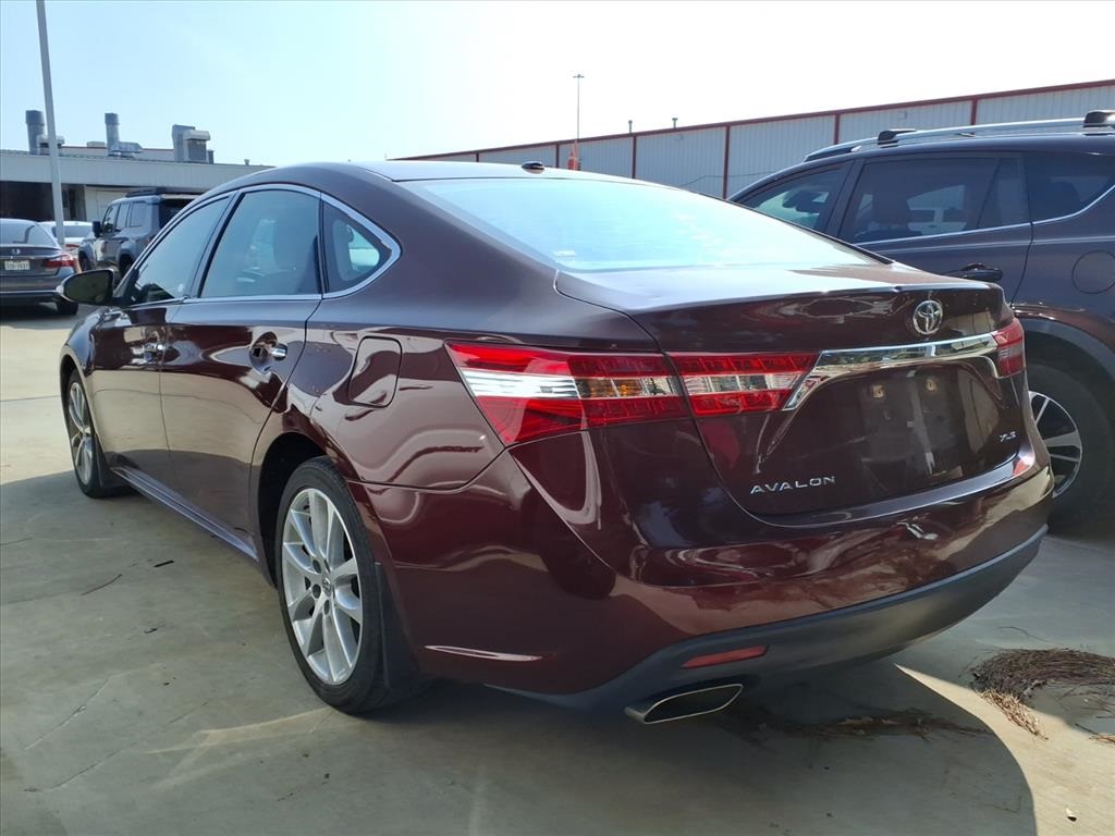 2014 Toyota Avalon XLE Touring photo 4