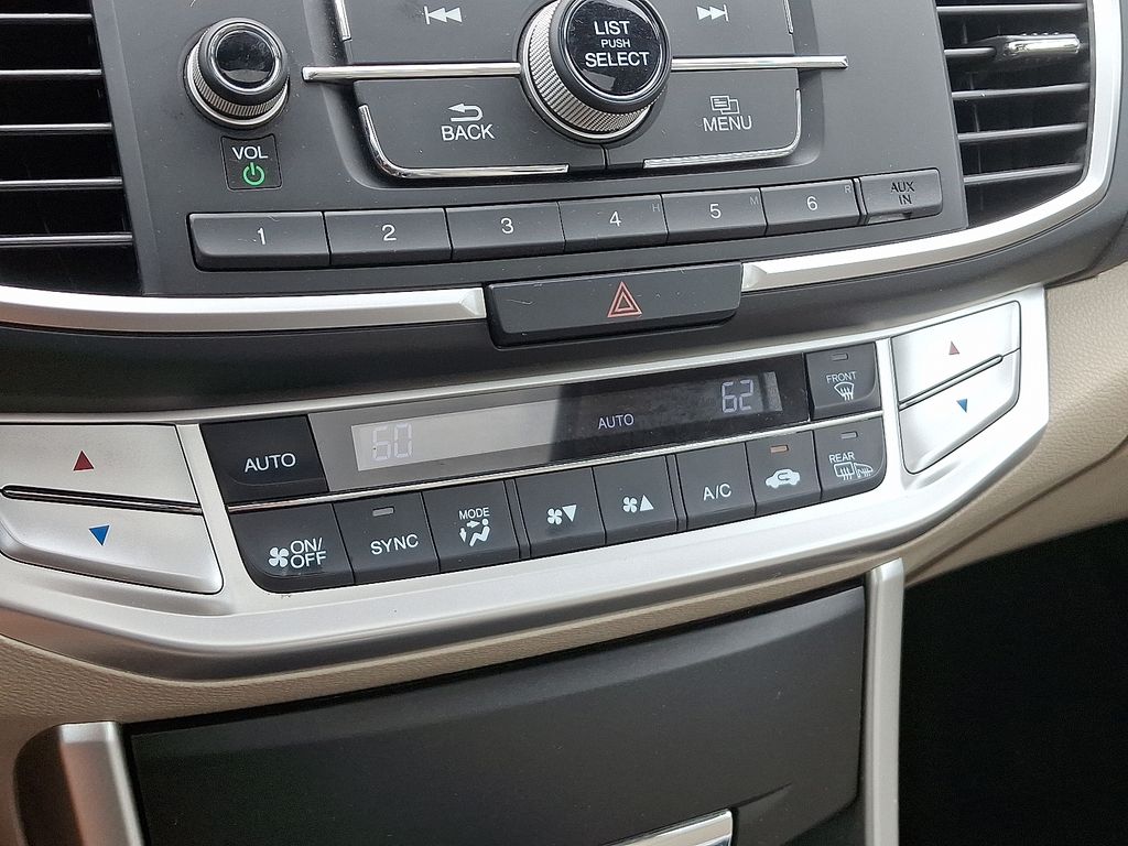 2015 Honda Accord EX photo 15