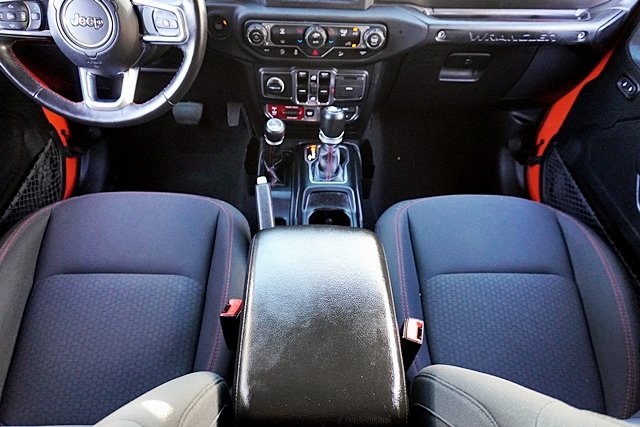 Used 2018 Orange Jeep Unlimited Rubicon image 26