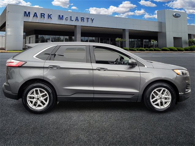 2024 Ford Edge SEL photo 2